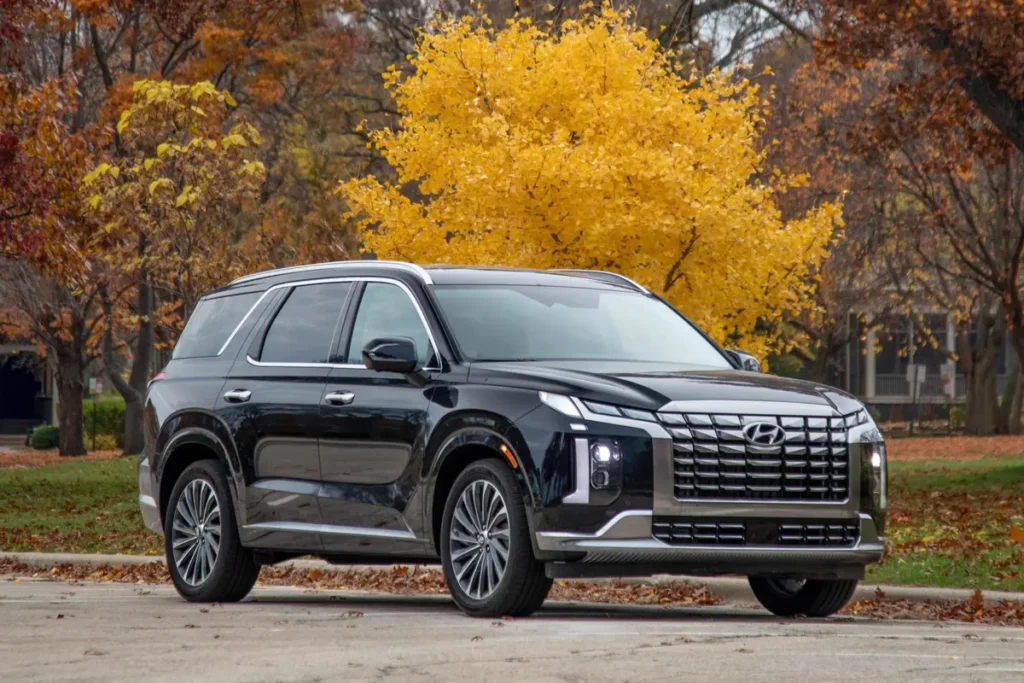 Black luxury SUV limo for airport transfers to JFK LGA EWR Design X Limo NYC NJ